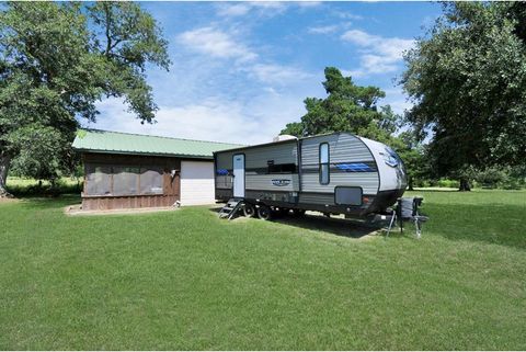 A home in Anahuac