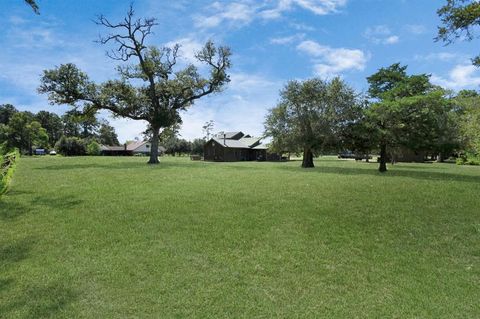 A home in Anahuac