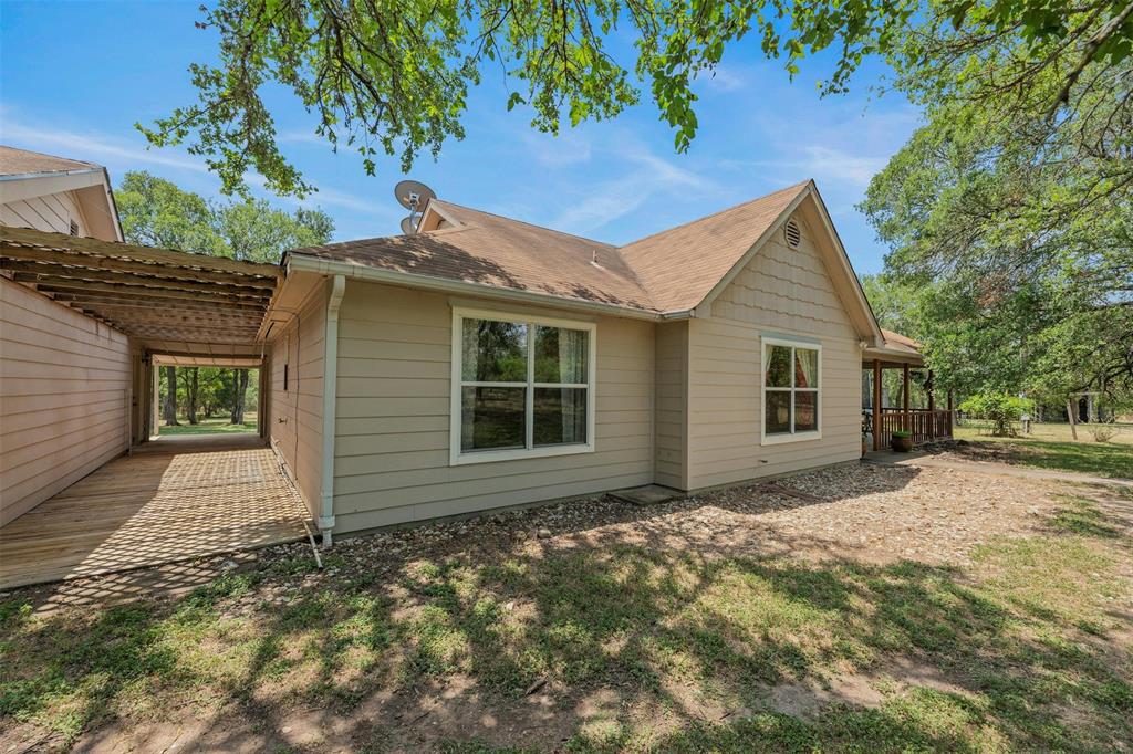 189 Shady Oaks Loop Loop, Cedar Creek, Texas image 8