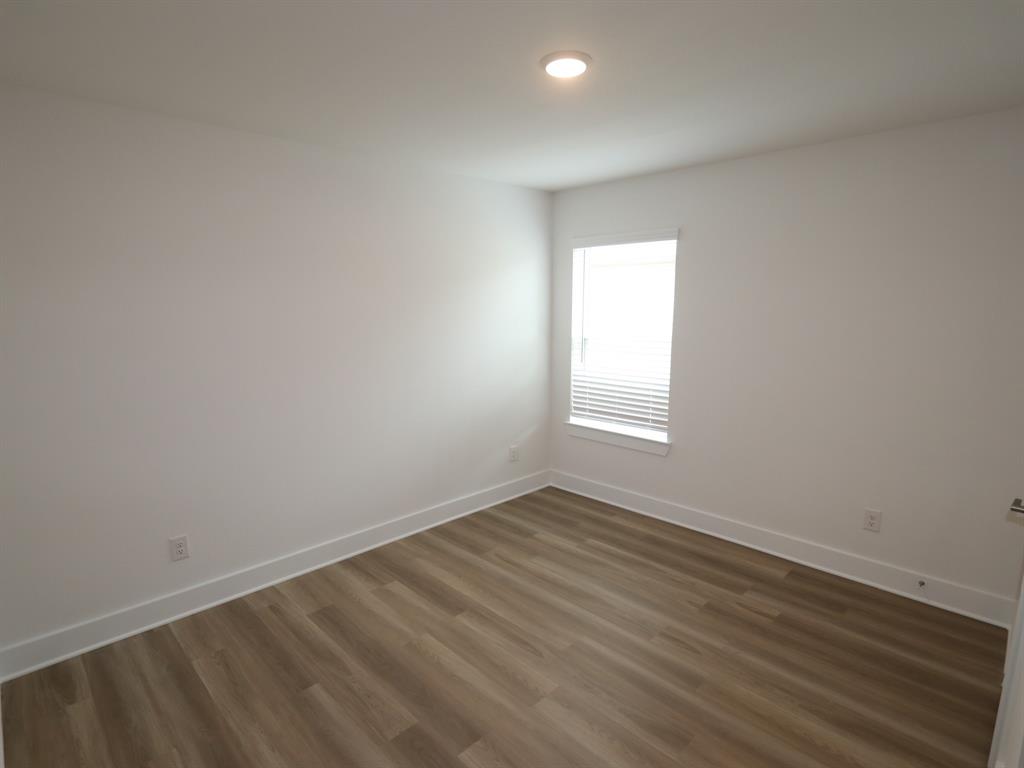 3514 Moraine Lake Drive, Santa Fe, Texas image 17