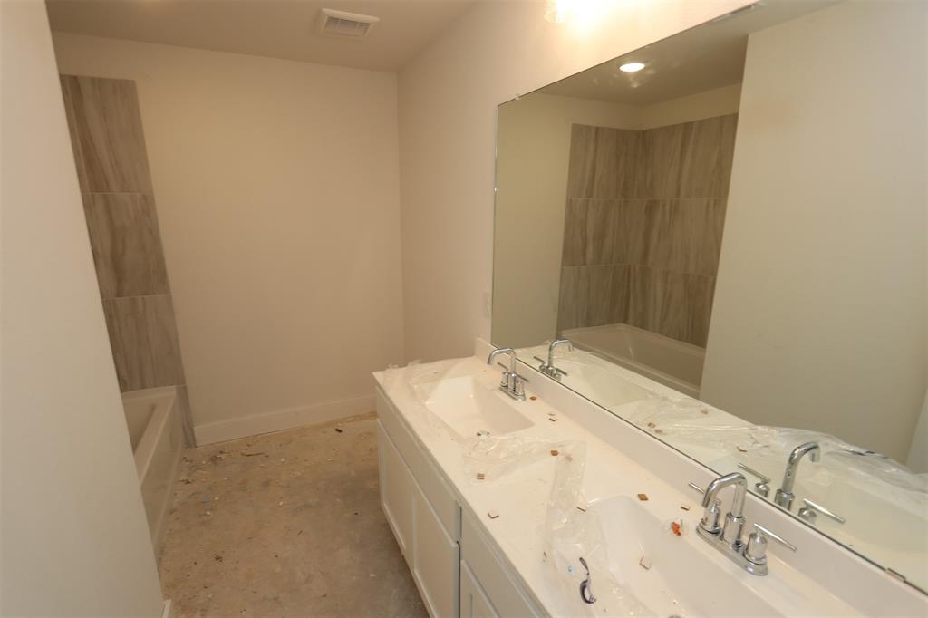 3514 Moraine Lake Drive, Santa Fe, Texas image 18