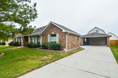 A home in Manvel