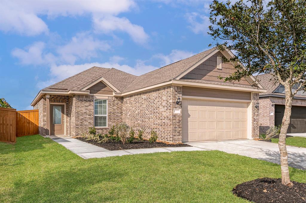 1035 Rosewood Trail, Beasley, Texas image 1