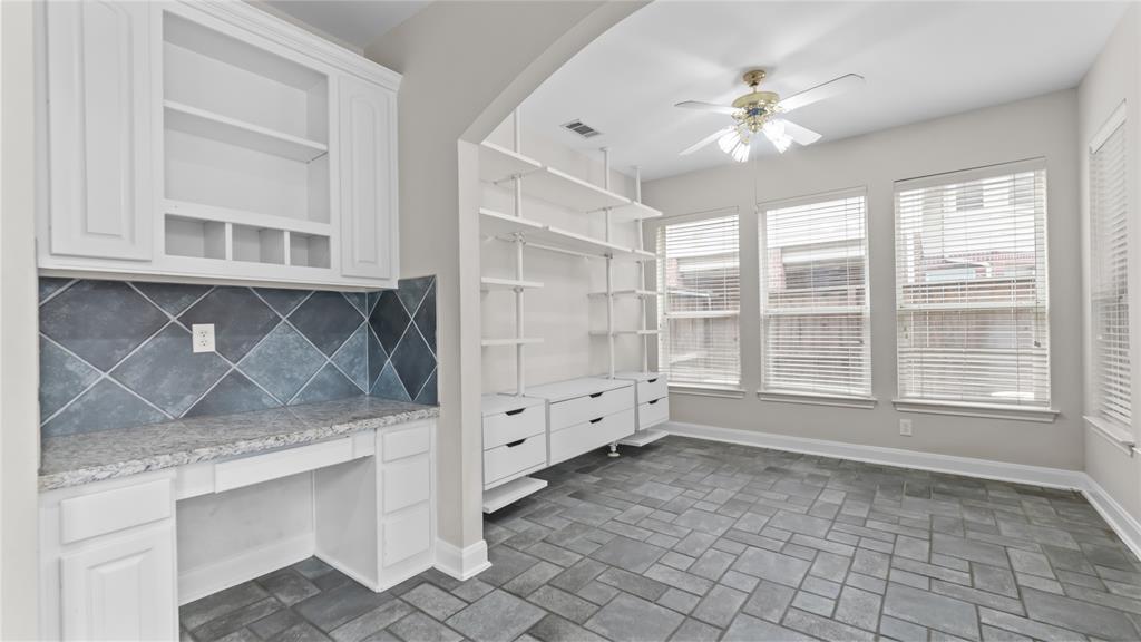 9710 Sotherloch Lake Drive, Spring, Texas image 13