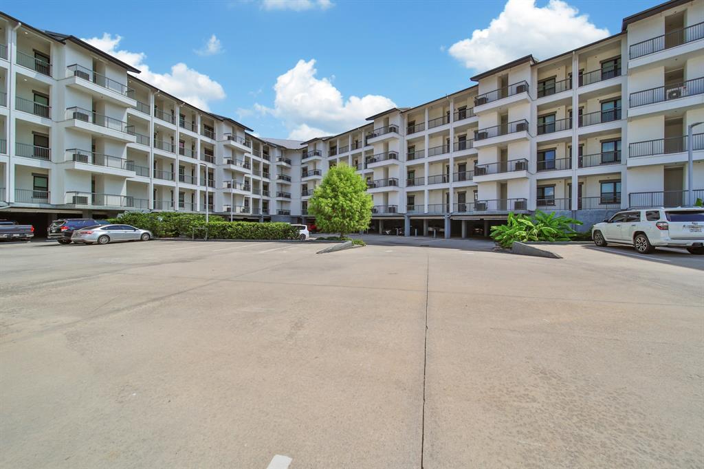 199 Waterpoint Court #107, Conroe, Texas image 7