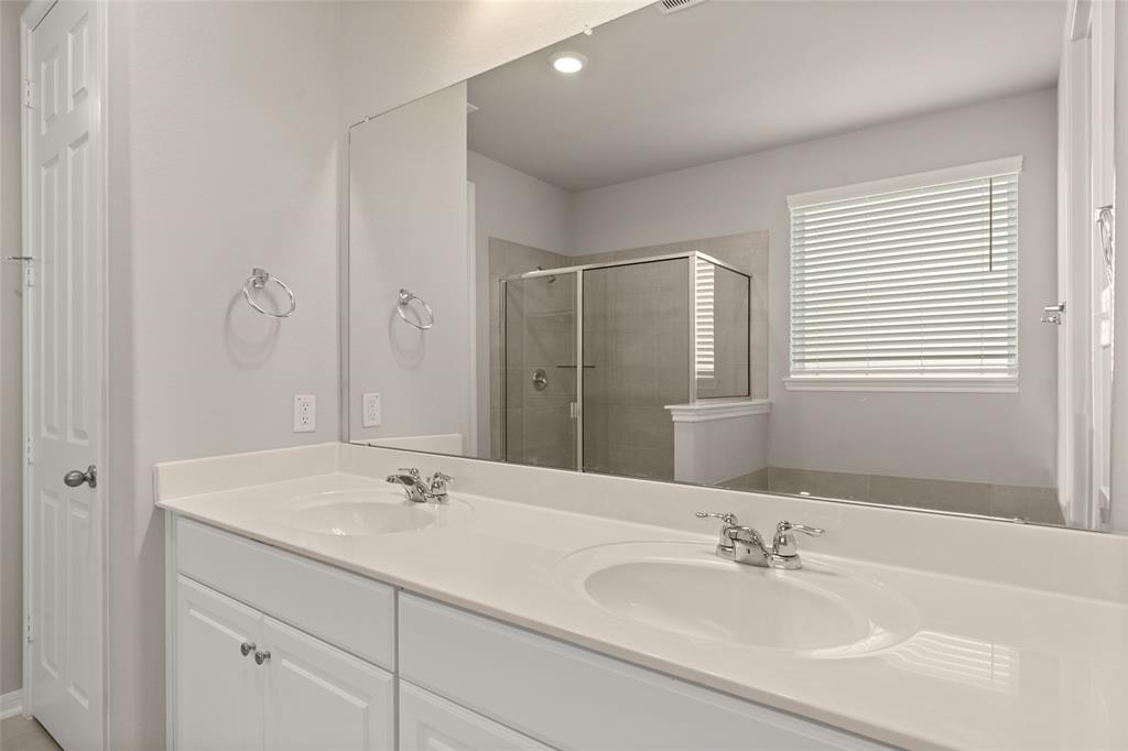 4010 Sterling Springs Lane, League City, Texas image 10
