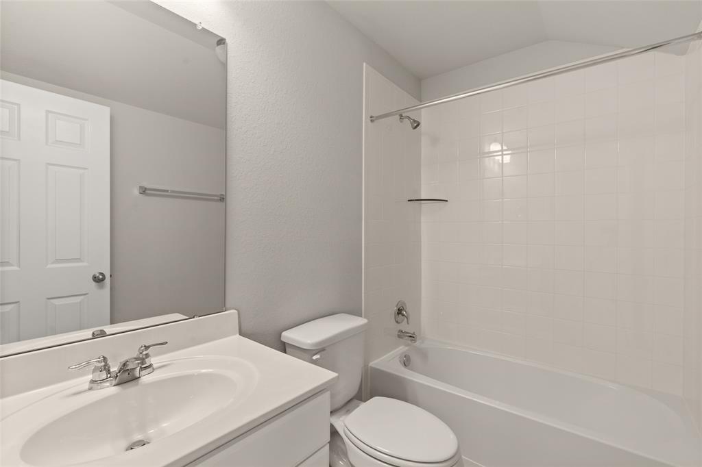 4010 Sterling Springs Lane, League City, Texas image 17