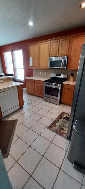 24515 Saddle Path Court, Spring, Texas image 16