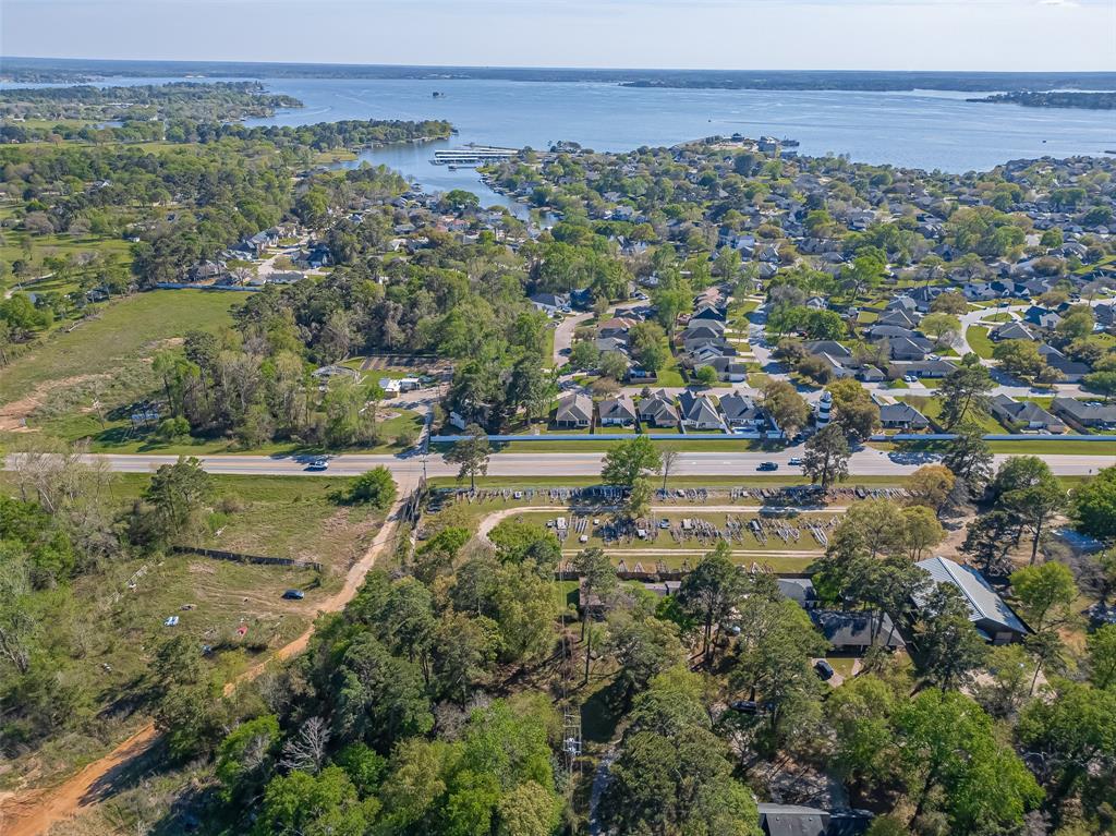 11690 S Ridgeway Drive, Willis, Texas image 18