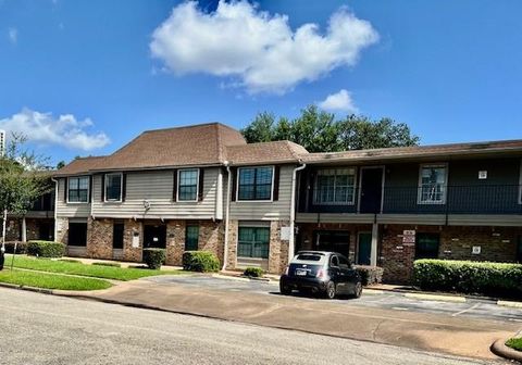 Photo of 606 Marshall Street #B36, Houston, TX 77006 (MLS # 95703832)