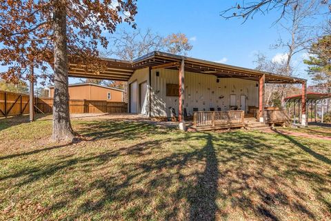 Single Family Residence in Point Blank TX 140 Casablanca Drive.jpg