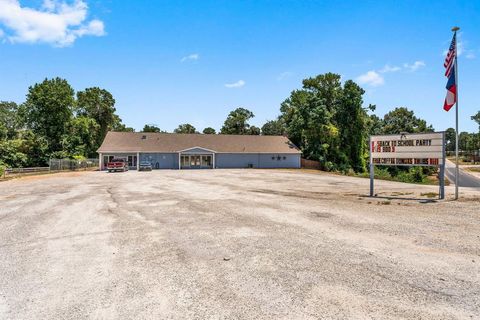 Single Family Residence in Point Blank TX 140 Casablanca Drive 32.jpg