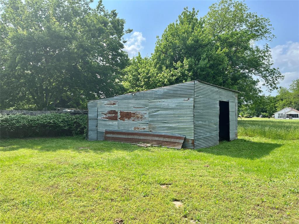 1002 W 9th Street, Hearne, Texas image 9