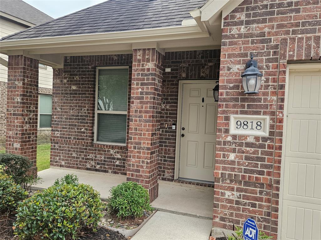 property-search 2 9818 Wellington Chase Lane