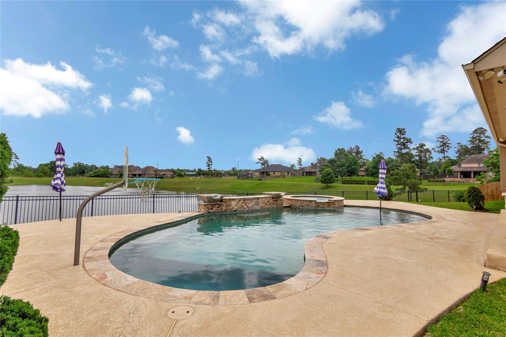 12542 Savage Court, Magnolia, Texas image 2