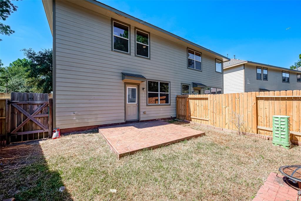 50 S Burberry Park Circle, Spring, Texas image 31