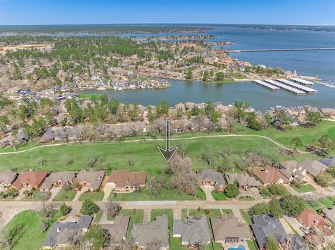 61 Edgewood Drive Montgomery TX 77356