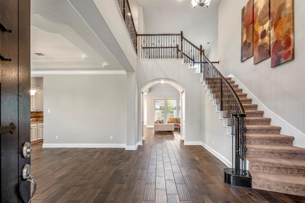 14903 Dogwood View Lane, Cypress, Texas image 5