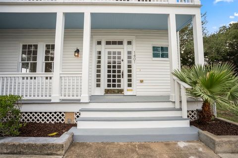 Single Family Residence in Galveston TX 1401 21st Street 41.jpg