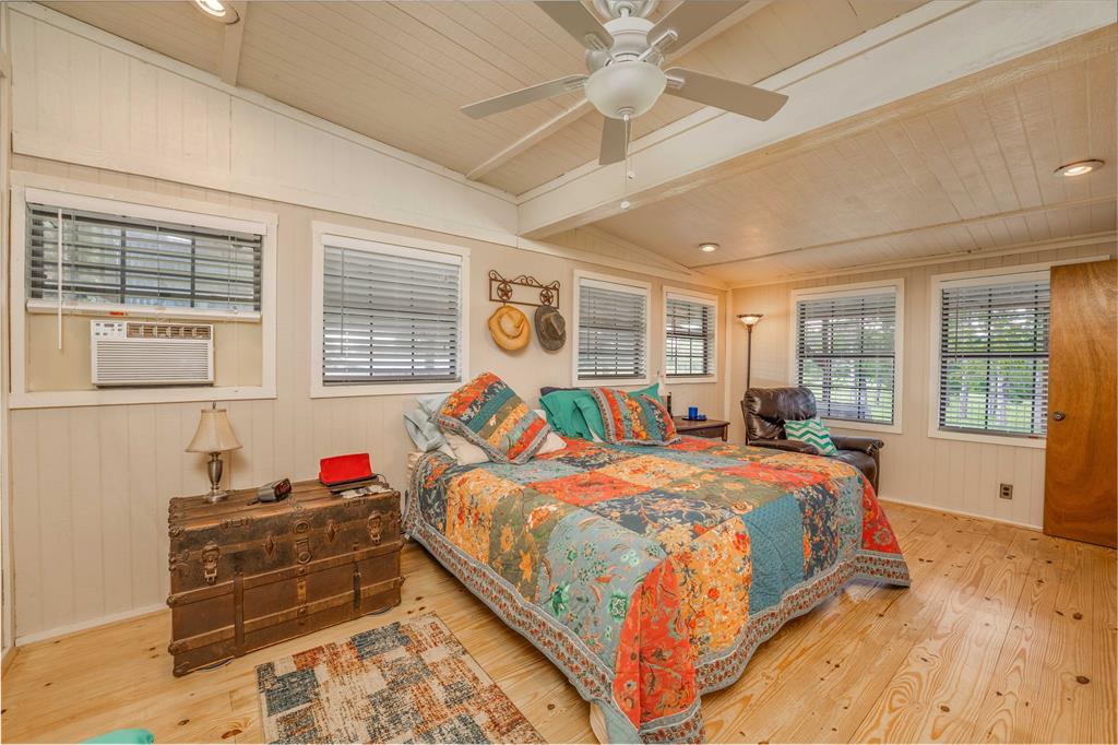 24661 Squirrel Road, New Ulm, Texas image 19