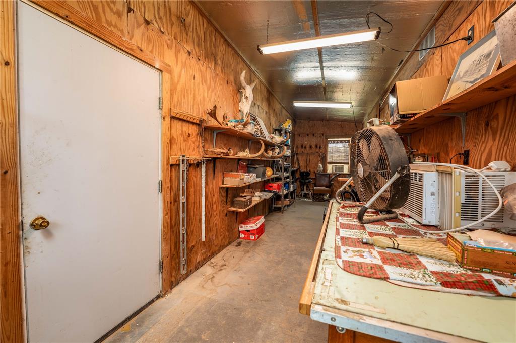24661 Squirrel Road, New Ulm, Texas image 29