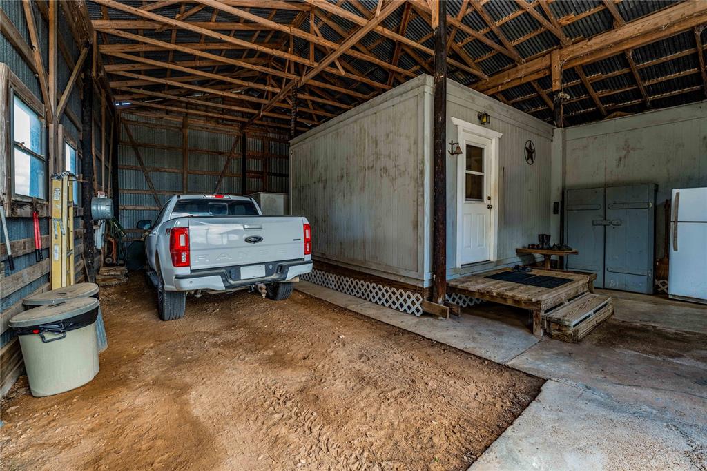24661 Squirrel Road, New Ulm, Texas image 25