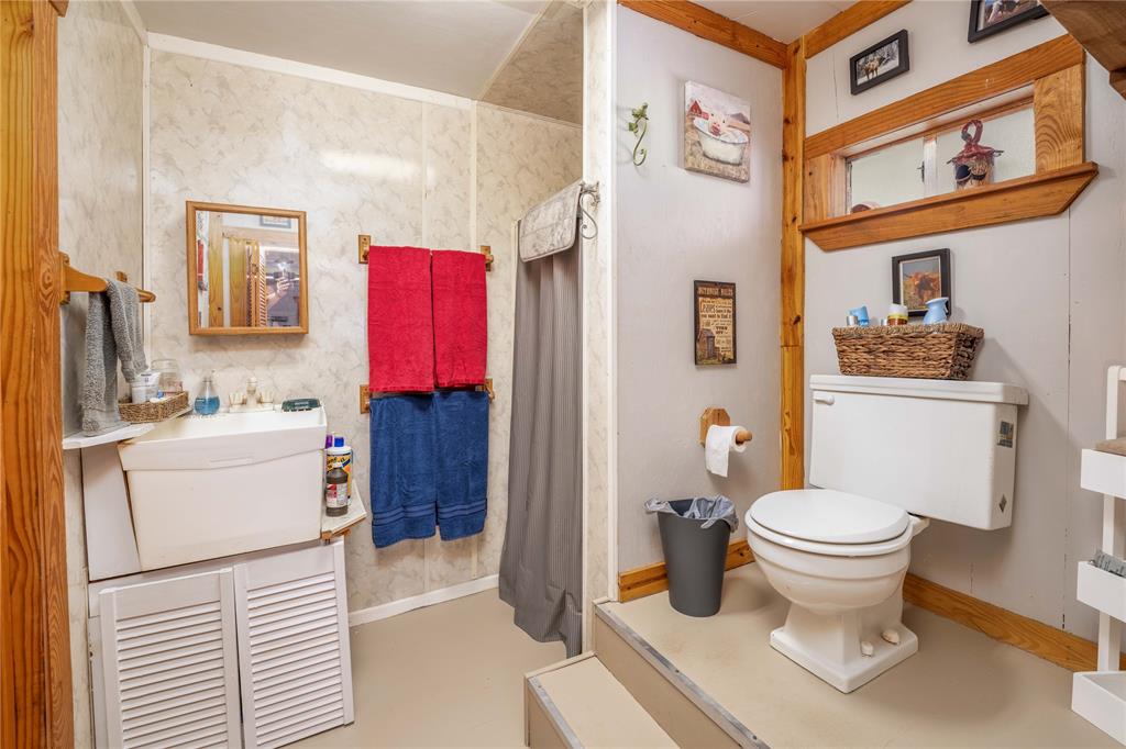 24661 Squirrel Road, New Ulm, Texas image 28