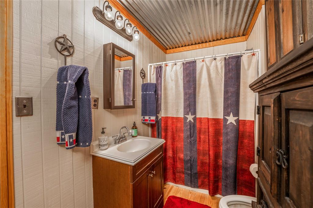 24661 Squirrel Road, New Ulm, Texas image 23