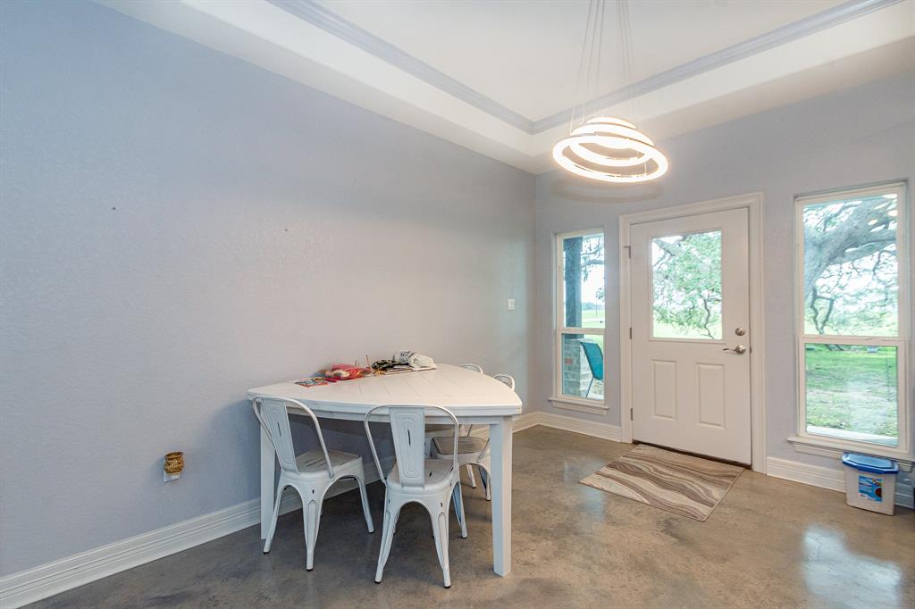 202 Horse Shoe Trail, Angleton, Texas image 12