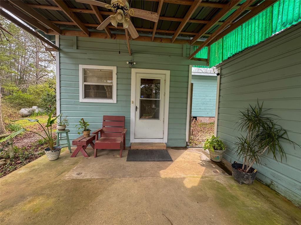 740 Hillbilly Heaven Road, Livingston, Texas image 28