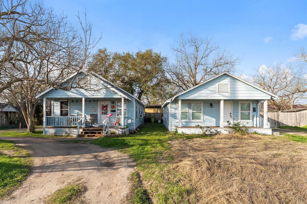 1605 Walnut Avenue, Rosenberg, Texas image 1