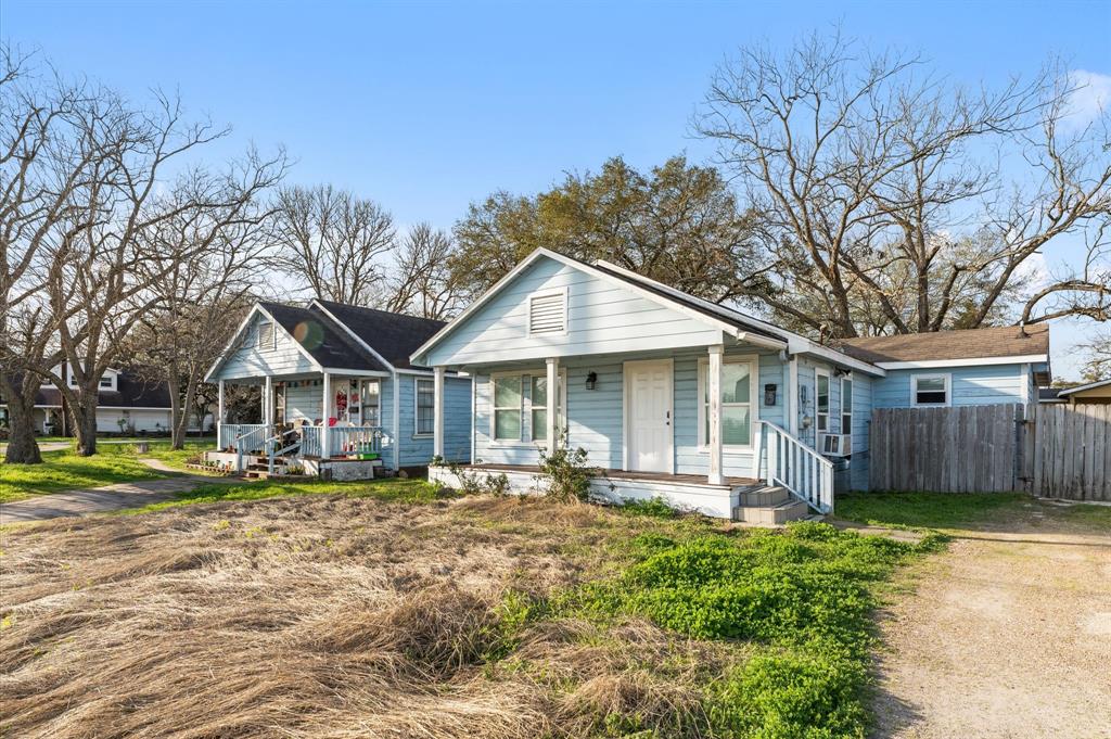 1605 Walnut Avenue, Rosenberg, Texas image 2