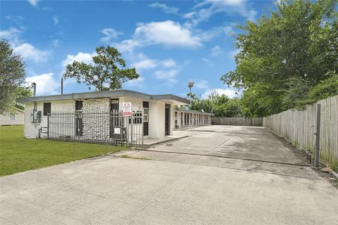 3714 Dabney Street 10 Houston TX 77026