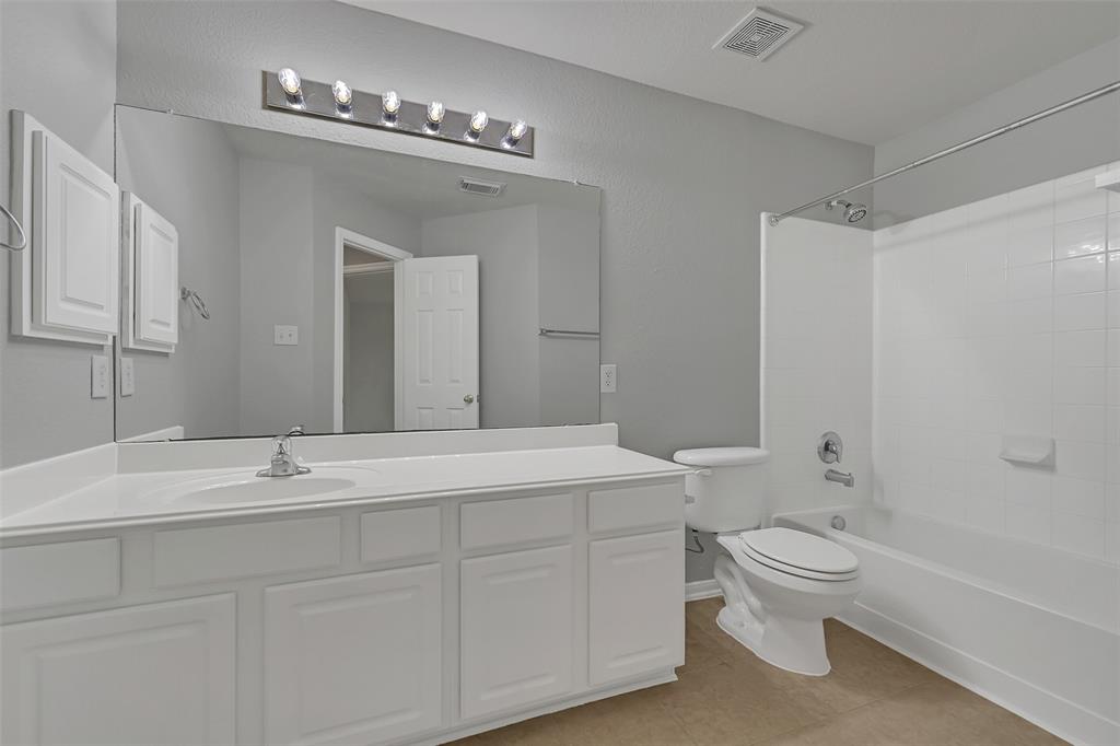 2971 Winter Berry Court, Pearland, Texas image 22