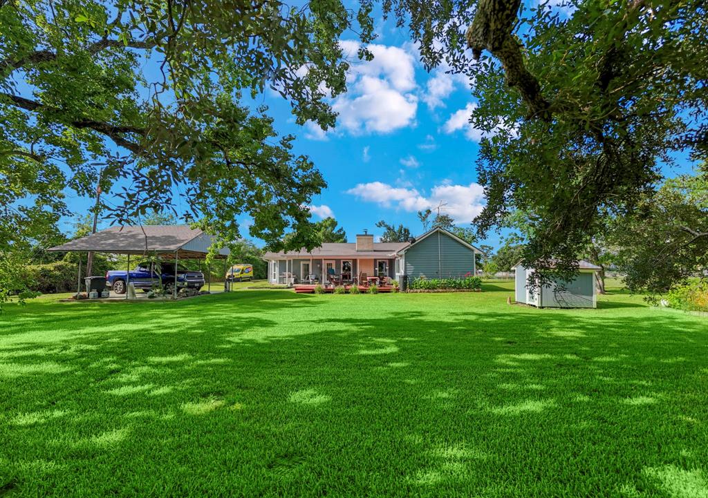 927 County Road 423