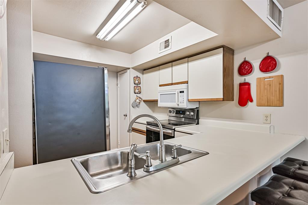 3811 Sunrise Drive #11, La Porte, Texas image 17