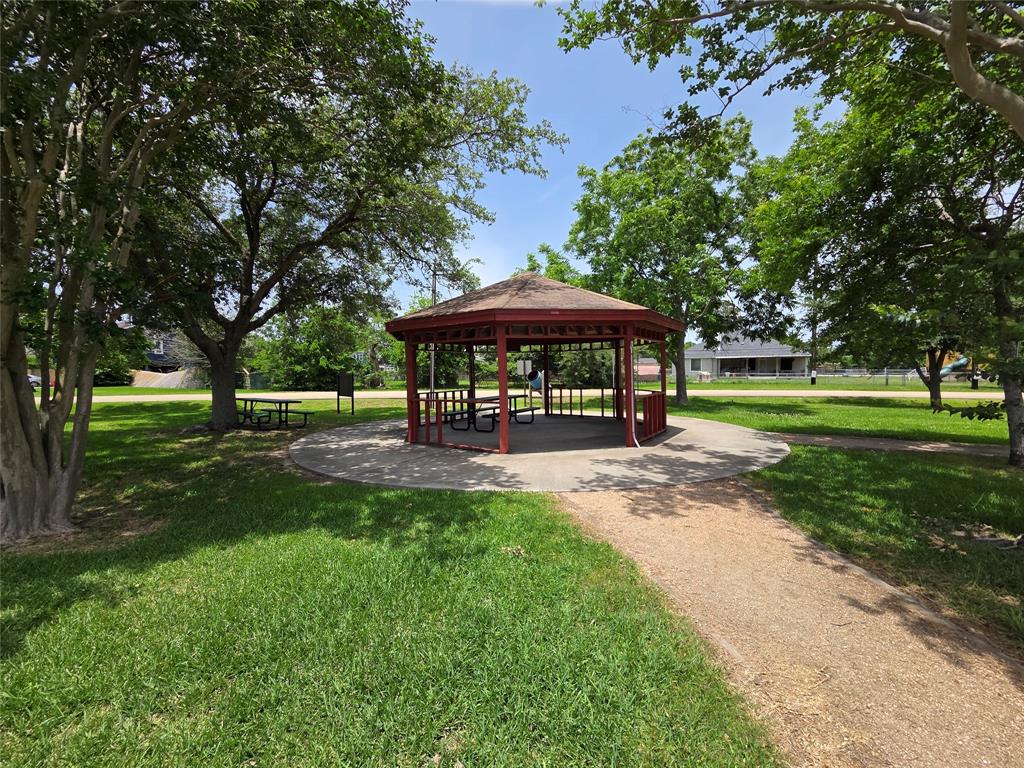 3811 Sunrise Drive #11, La Porte, Texas image 37