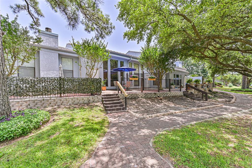 3811 Sunrise Drive #11, La Porte, Texas image 4