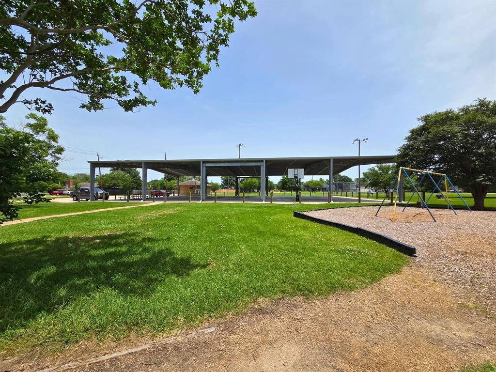 3811 Sunrise Drive #11, La Porte, Texas image 33