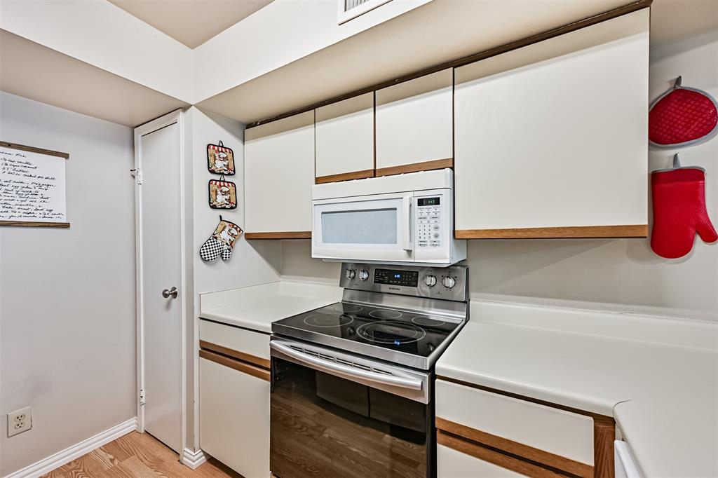 3811 Sunrise Drive #11, La Porte, Texas image 18