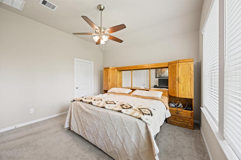 135 Winged Elm Court, Conroe, Texas image 17