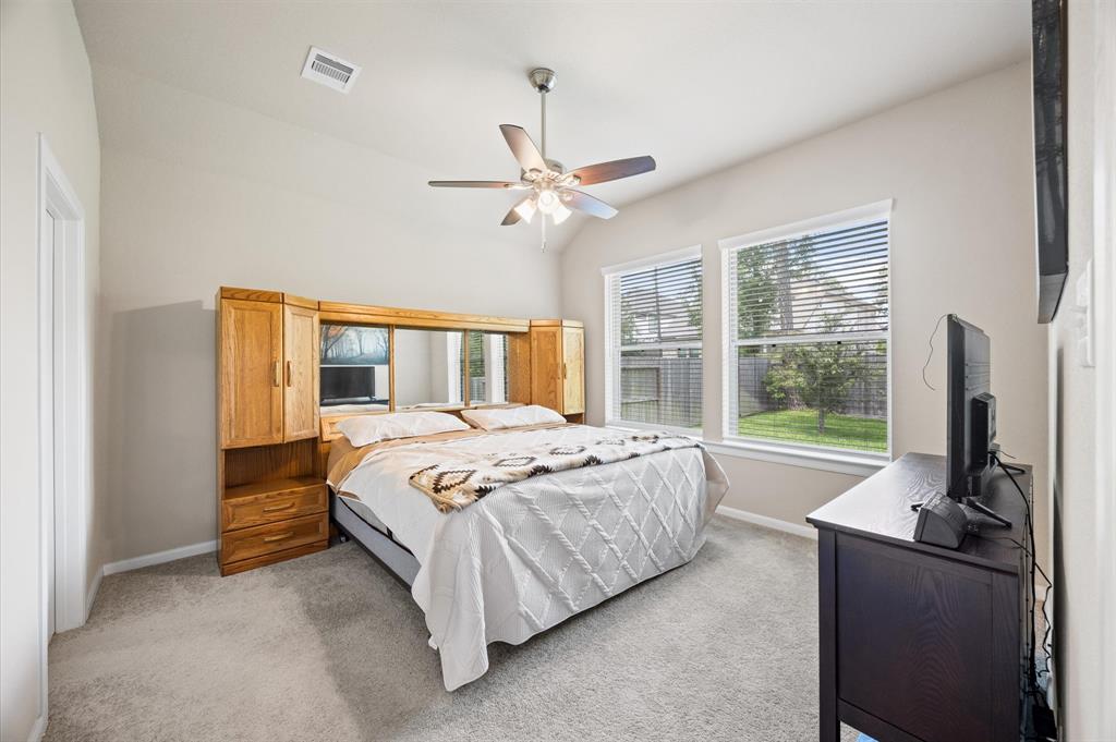 135 Winged Elm Court, Conroe, Texas image 16