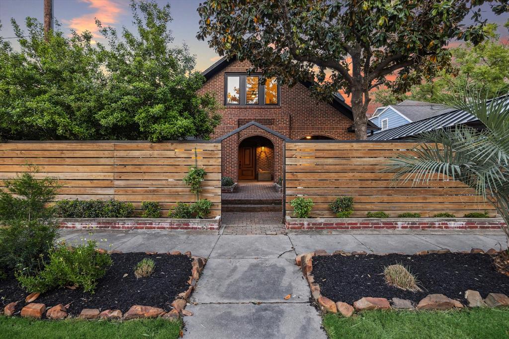 542 Arlington Street, Houston, Texas image 1