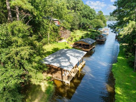 Photo of 128 Lazy Lane Circle, Grapeland, TX 75844 (MLS # 93698746) Photo of 128 Lazy Lane Circle, Grapeland, TX 75844 (MLS # 93698746)