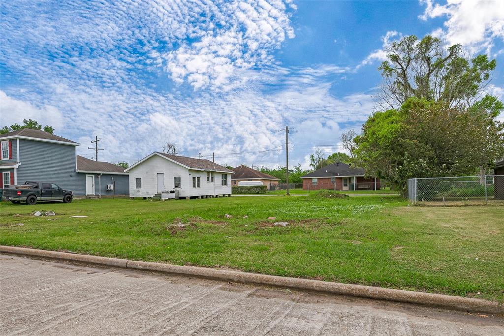870 Jackson Street, Beaumont, Texas image 9