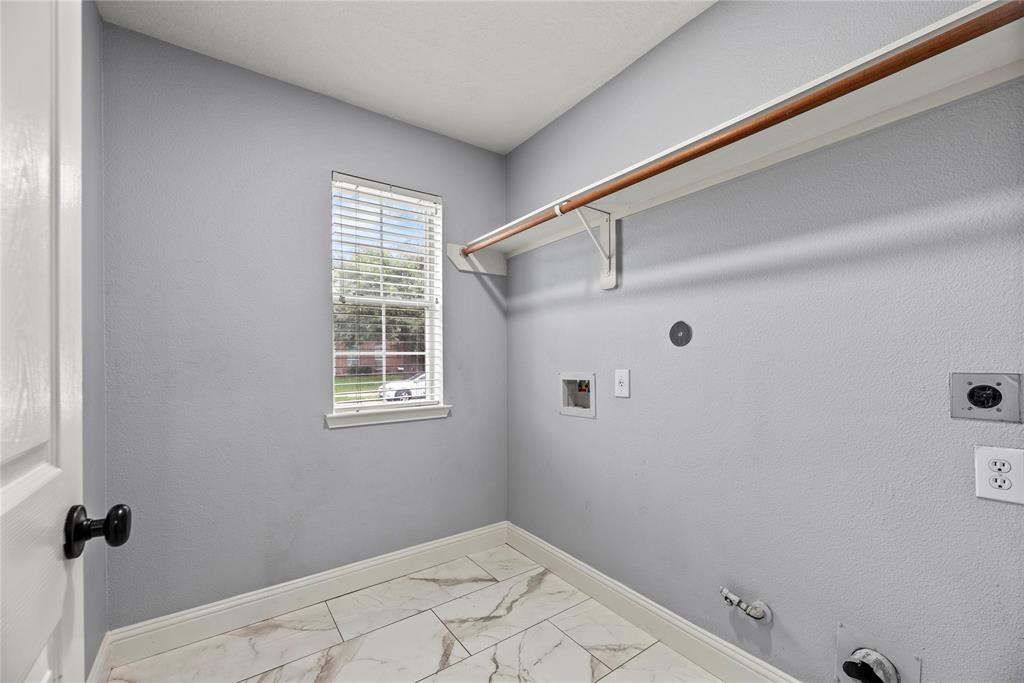 4130 Tree Moss Place, Humble, Texas image 4