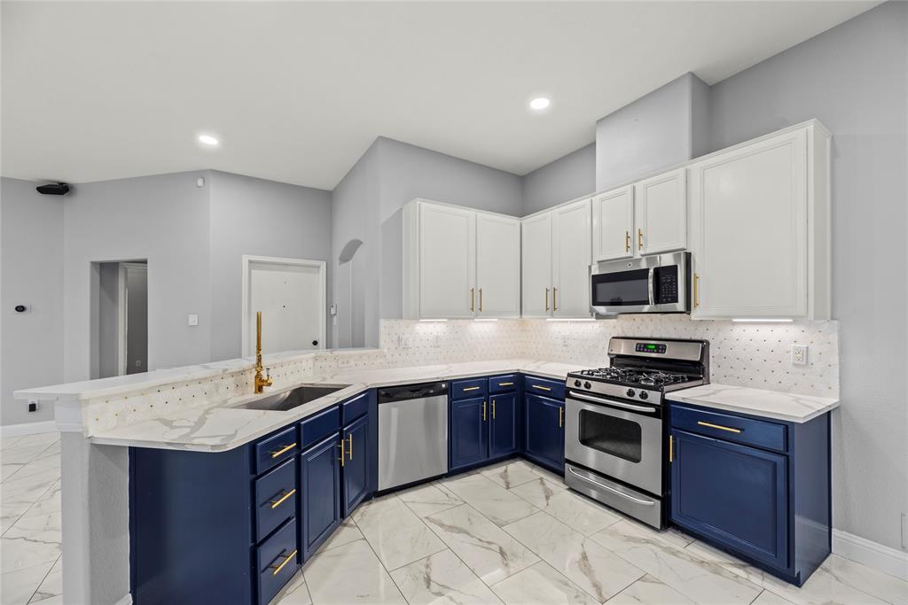 4130 Tree Moss Place, Humble, Texas image 9