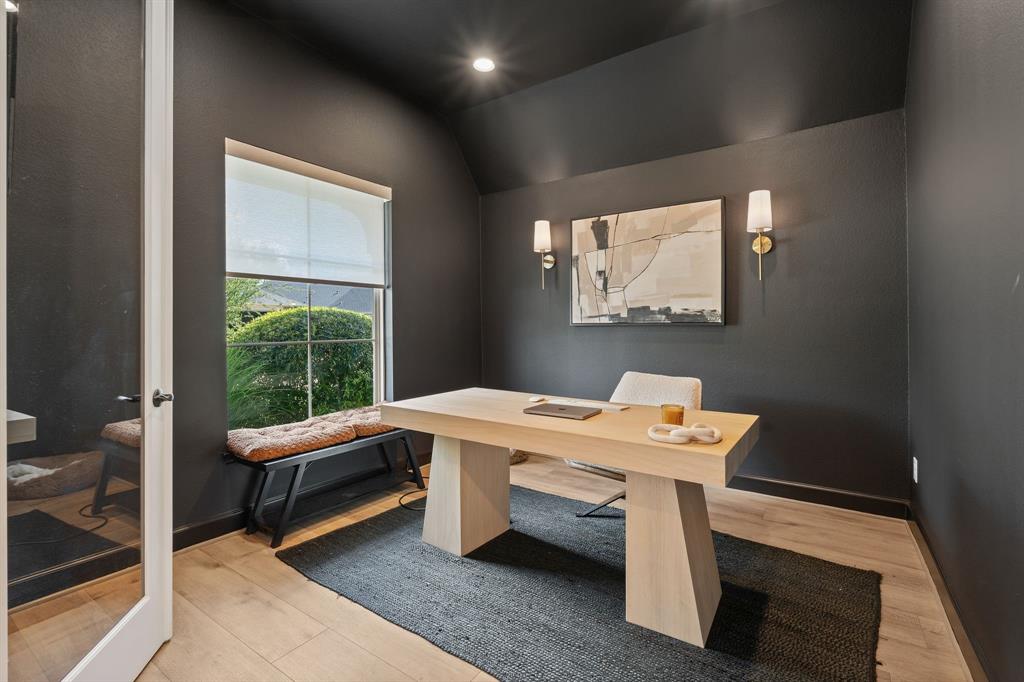 286 Sky Top Drive
