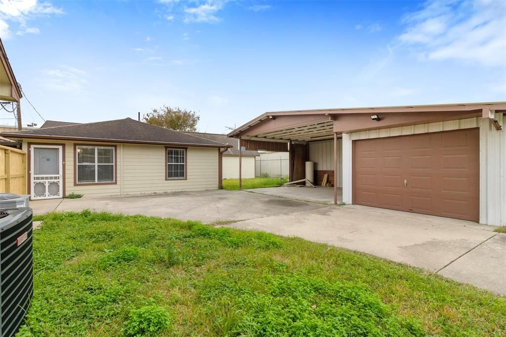 Photo of 25018 Fm 1314 Road #B, Porter, TX 77365 (MLS # 24039813)
