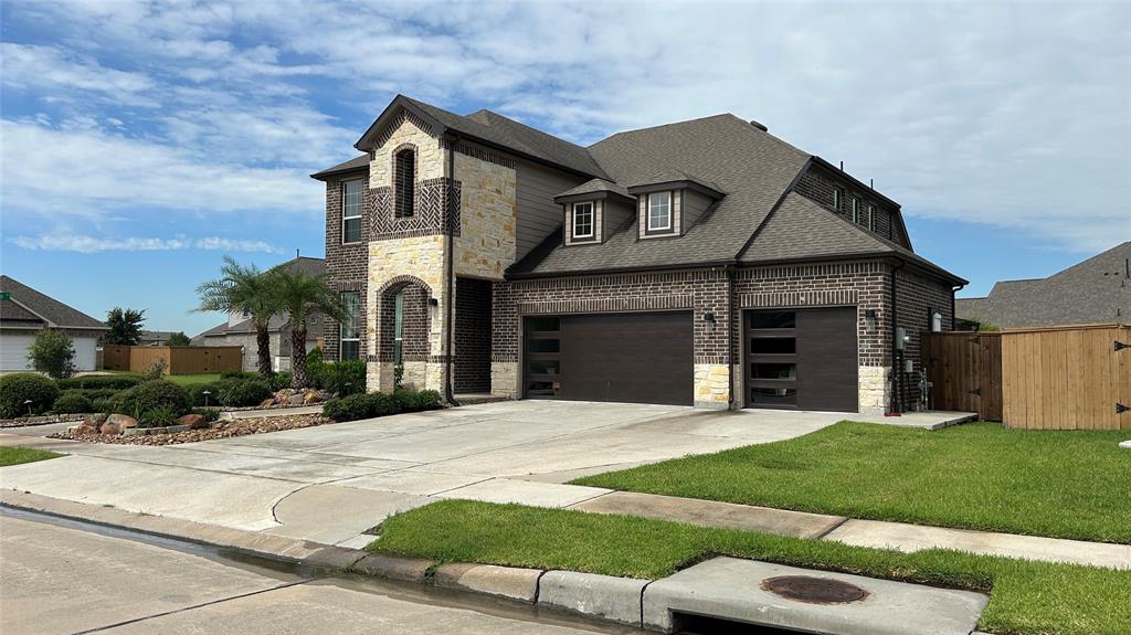 15407 Trumball Manor Drive, Humble, Texas image 2